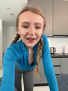 EvaBrooklyn online show from 27, 2, 2025