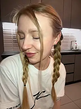 EvaBrooklyn online show from 11, 3, 2025