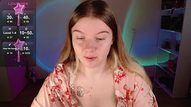 Strawberry juli online show from 16, 9, 2025