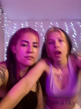 Ginny Julia online show from 10, 3, 2025