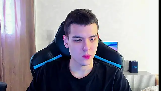 TravisRevas online show from 14, 3, 2025