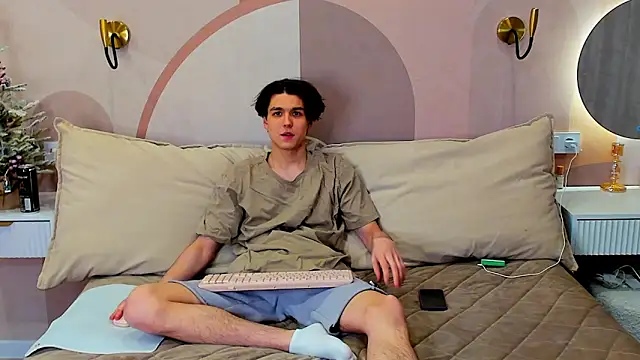 TravisRevas online show from 13, 2, 2026