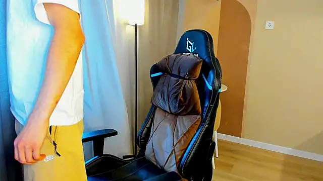 TravisRevas online show from 6, 3, 2026