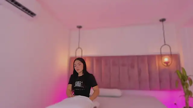 Haily b online show from 17, 2, 2026