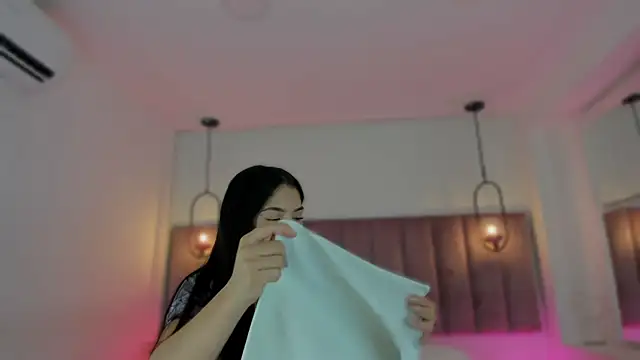 Haily b online show from 13, 1, 2026