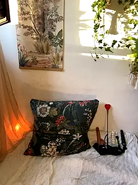Snapshot of Rosemarie_Blu chatting on 19, 10, 2025 Rosemarie Blu online show from 19, 10, 2025