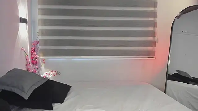 sweet obsession   online show from 16, 10, 2025