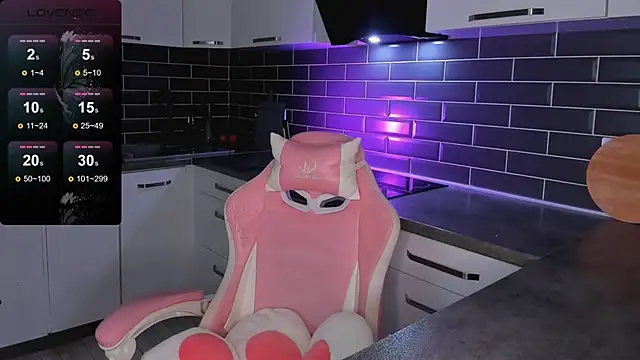 EmmaVictori1 online show from 6, 4, 2026