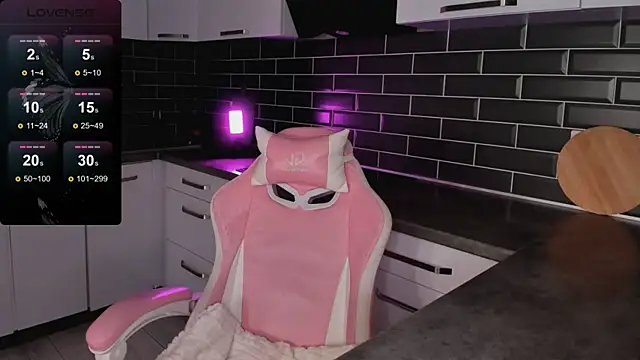 EmmaVictori1 online show from 9, 1, 2026