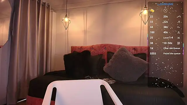 Snapshot of miaoconell chatting on 6, 11, 2025 miaoconell online show from 6, 11, 2025