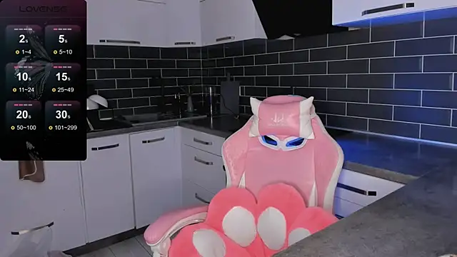 ShaiyaMinn3 online show from 6, 3, 2026