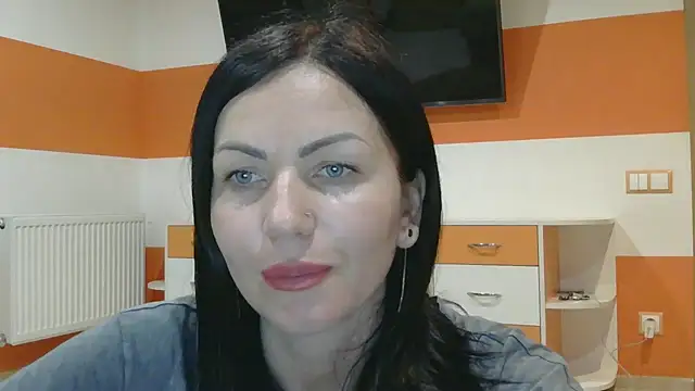 MystaLuuna online show from 18, 3, 2025