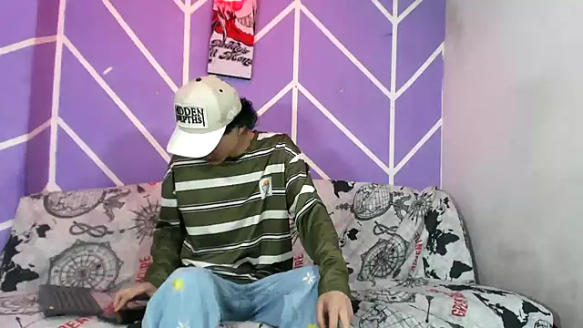 Snapshot of Maxxi_hot23 chatting on 26, 9, 2025 Maxxi hot23 online show from 26, 9, 2025