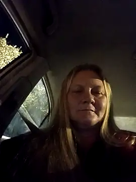 wetnwildforyou online show from 17, 11, 2025