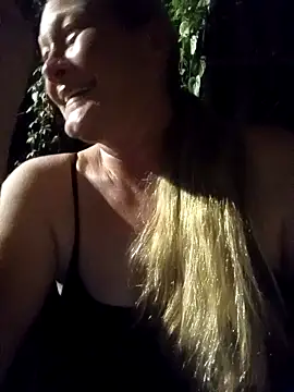 wetnwildforyou online show from 27, 9, 2025