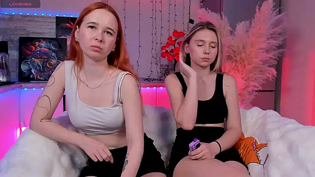 Alexa Osborn online show from 28, 2, 2025