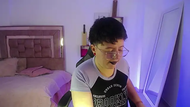 safyka online show from 10, 2, 2026