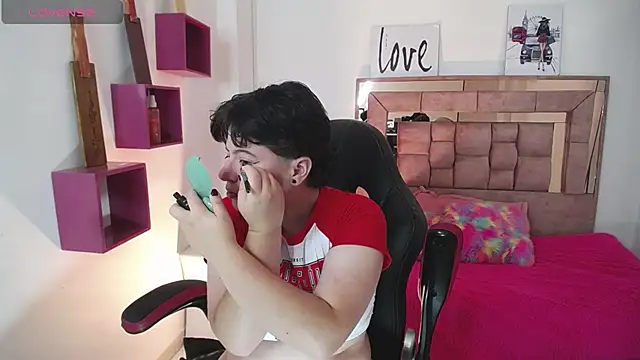 Snapshot of safyka chatting on 10, 10, 2025 safyka online show from 10, 10, 2025