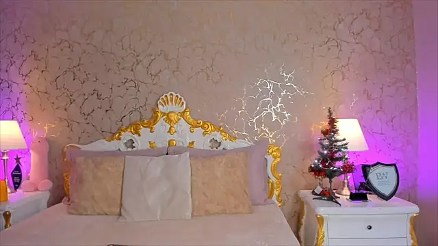 ScarlettWallace online show from 28, 11, 2025