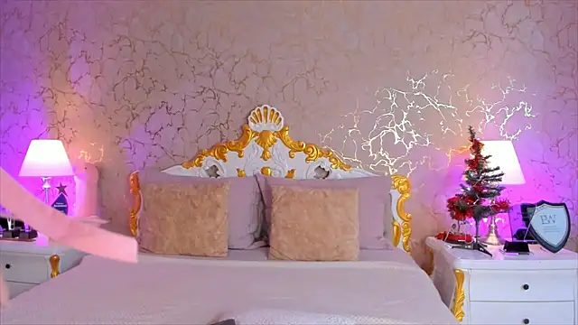 ScarlettWallace online show from 21, 12, 2025