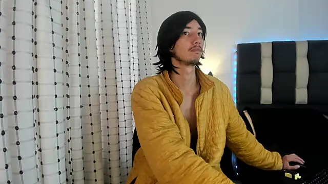 loverisu-coral online show from 7, 1, 2026