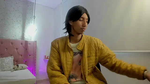 loverisu-coral online show from 22, 2, 2026