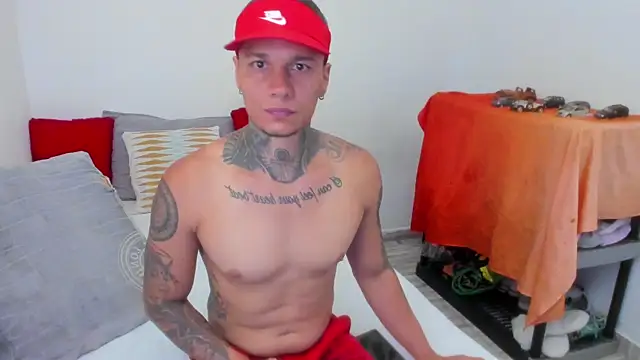 Snapshot of damian_c12 chatting on 4, 3, 2025 damian c12 online show from 4, 3, 2025