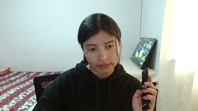 saralo   online show from 4, 4, 2026