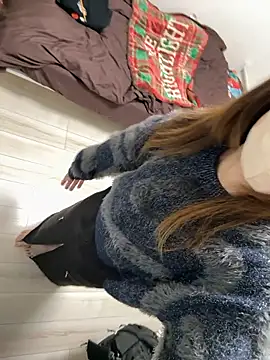 Snapshot of daiyo_kai_Gutara chatting on 9, 11, 2025 daiyo kai Gutara online show from 9, 11, 2025