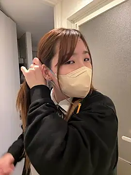 Snapshot of daiyo_kai_Gutara chatting on 8, 11, 2025 daiyo kai Gutara online show from 8, 11, 2025