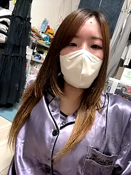 Snapshot of daiyo_kai_Gutara chatting on 30, 11, 2025 daiyo kai Gutara online show from 30, 11, 2025