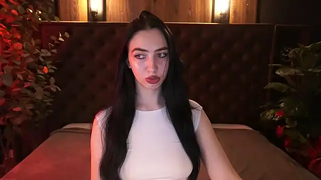 WildKittenX  online show from 1, 4, 2026