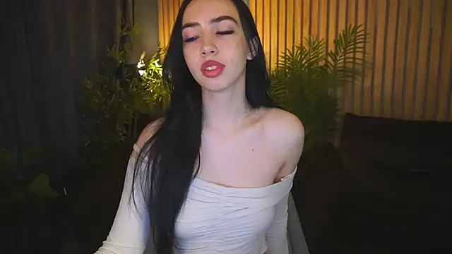 WildKittenX  online show from 21, 10, 2025