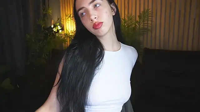 WildKittenX  online show from 24, 10, 2025