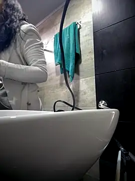 Mila LS online show from 10, 11, 2025