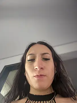 Mila LS online show from 19, 12, 2025