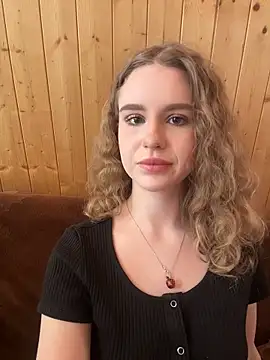 nemesidaM online show from 5, 4, 2026