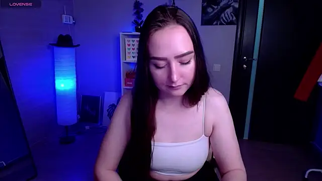 LinaFlawless online show from 4, 3, 2025