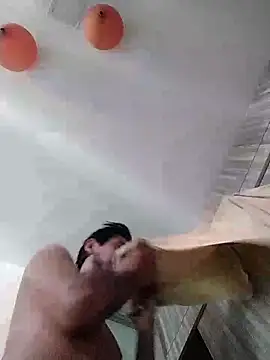 santibiggg online show from 5, 3, 2025