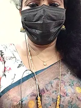 Snapshot of abinaya26 chatting on 15, 10, 2025 abinaya26 online show from 15, 10, 2025