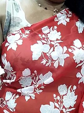 Snapshot of abinaya26 chatting on 30, 10, 2025 abinaya26 online show from 30, 10, 2025