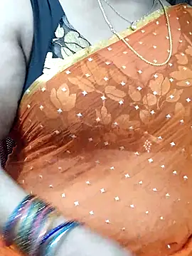 Snapshot of abinaya26 chatting on 5, 11, 2025 abinaya26 online show from 5, 11, 2025