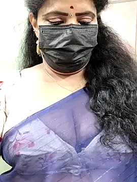 Snapshot of abinaya26 chatting on 11, 11, 2025 abinaya26 online show from 11, 11, 2025