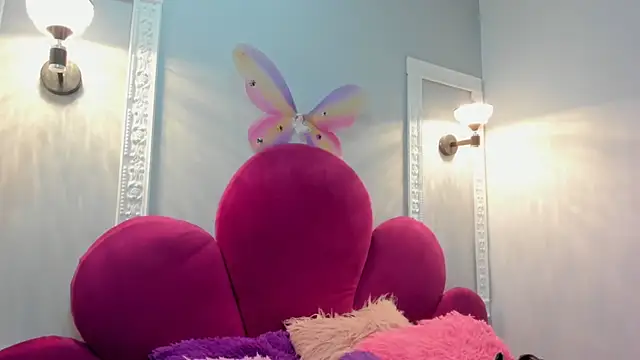 Bonniie 22 online show from 6, 11, 2025