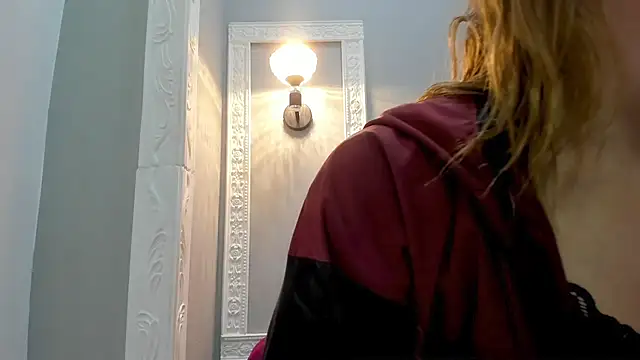 Bonniie 22 online show from 6, 2, 2026