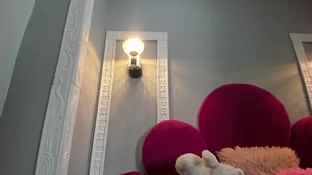 Bonniie 22 online show from 13, 3, 2026