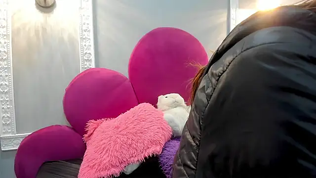 Bonniie 22 online show from 17, 2, 2026