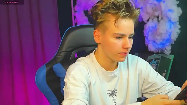 Jean Wilsons online show from 21, 11, 2025