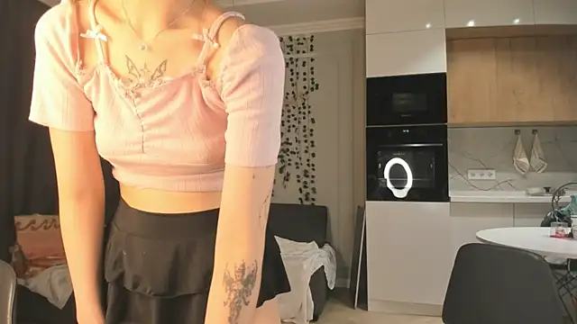 miko san online show from 4, 10, 2025