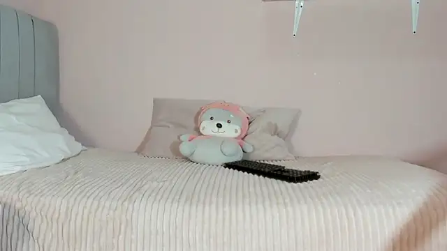 mary cute9 online show from 9, 10, 2025